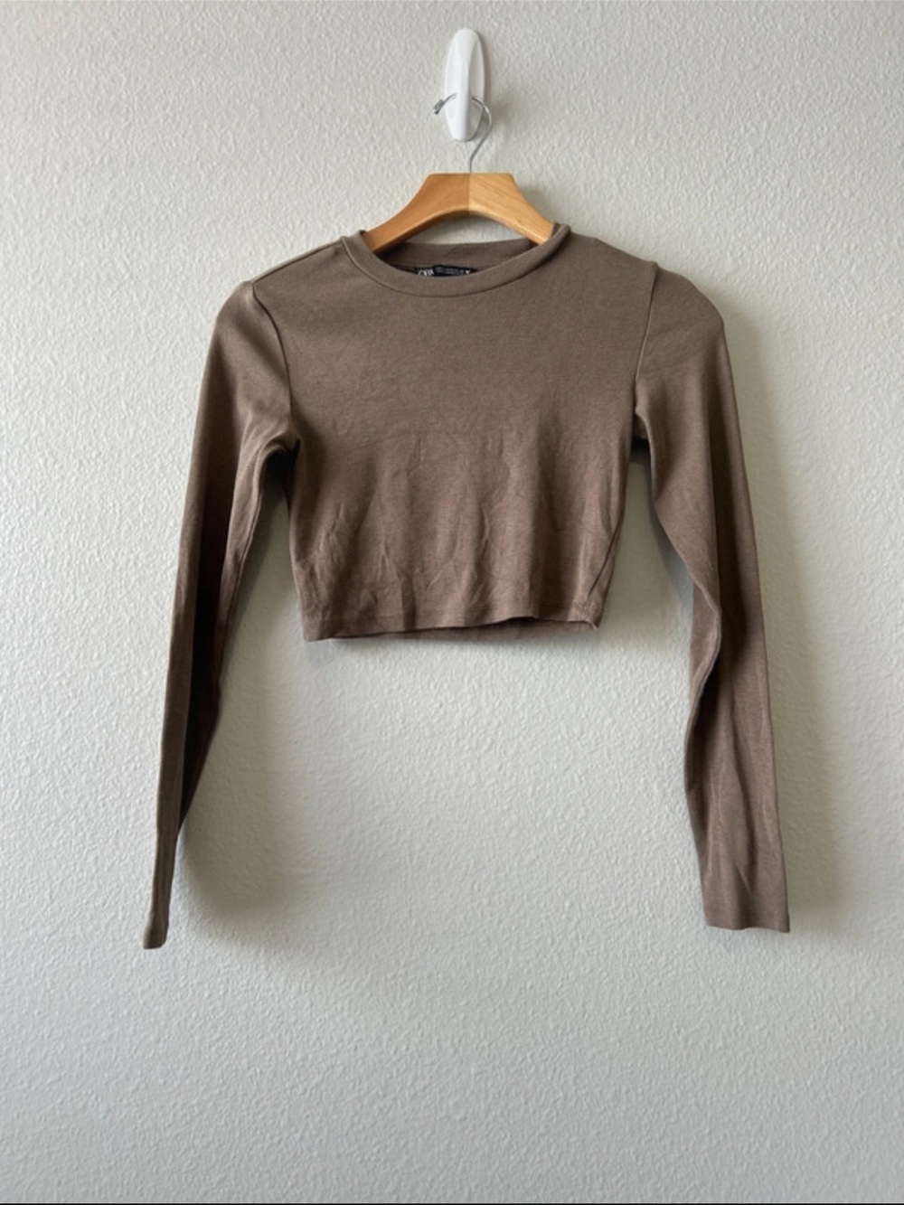 Zara Cropped Long-Sleeve Knit Top - Brown